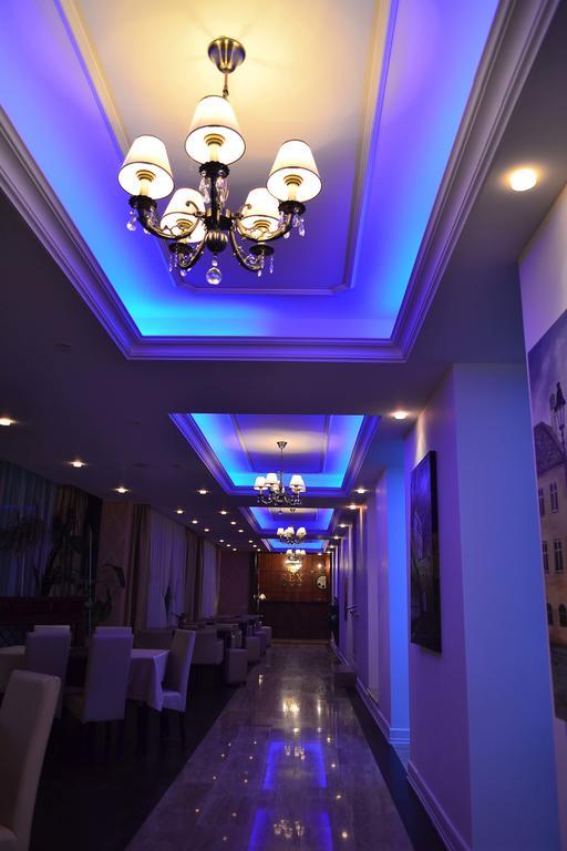 Hotel Rex ซิวิโชอารา ภายนอก รูปภาพ