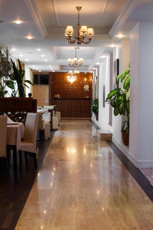 Hotel Rex ซิวิโชอารา ภายนอก รูปภาพ